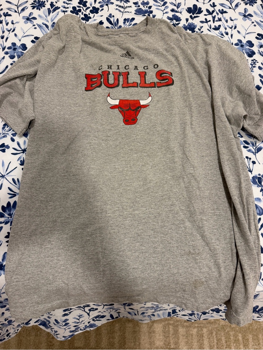 Adidas Men’s Chicago Bulls Tshirt